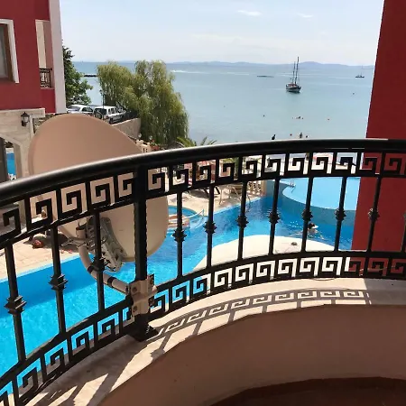 Rich 1 Νεσέμπαρ