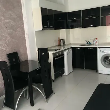 Appartement Rich 1 *